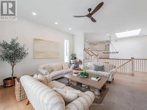 74 West Street Oakville (br Bronte) ON L6L 2Y7
