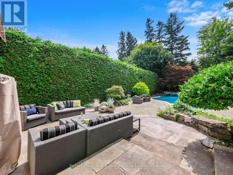74 West Street Oakville (br Bronte) ON L6L 2Y7