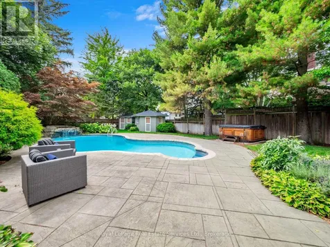 74 West Street Oakville (br Bronte) ON L6L 2Y7