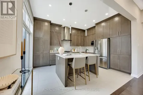 236 Calvington Avenue Ottawa ON K2T 0P9