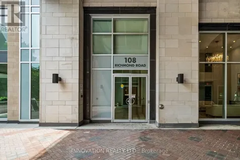 108 Richmond Road Ottawa ON K1Z 0B3