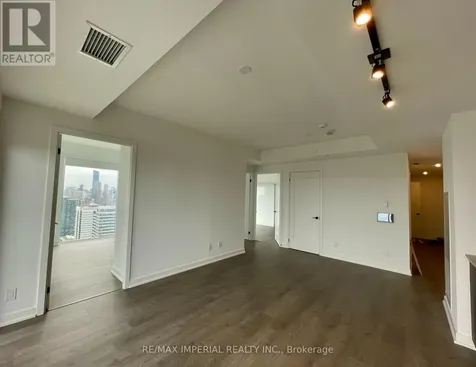 5 Defries Street Toronto (regent Park) ON M5A 0W7