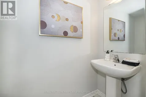 1019 Dragonfly Avenue Pickering ON L1X 0E9