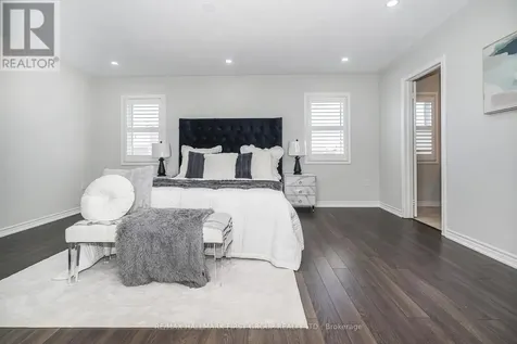 1019 Dragonfly Avenue Pickering ON L1X 0E9