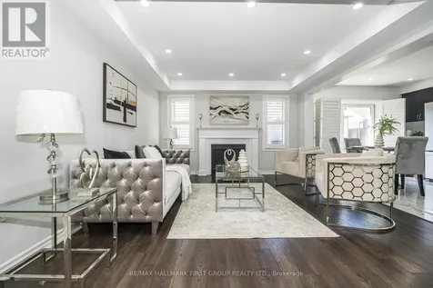 1019 Dragonfly Avenue Pickering ON L1X 0E9
