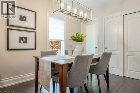 137 Springdale Boulevard Toronto ON M4J 1W8