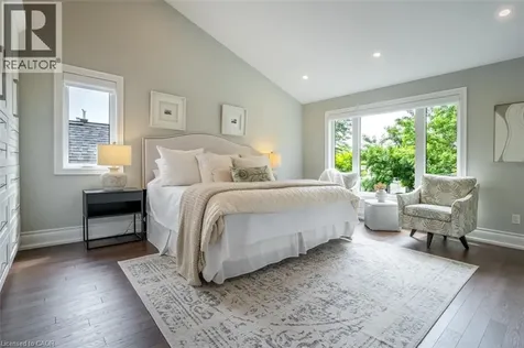 137 Springdale Boulevard Toronto ON M4J 1W8