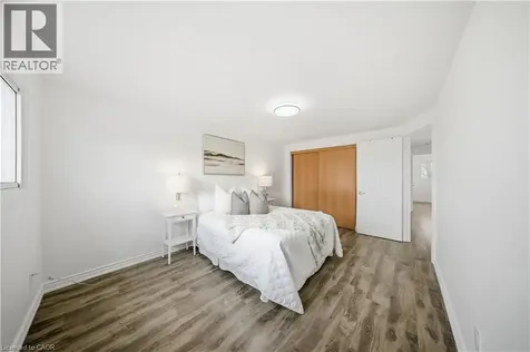 2637 Altadena Court Mississauga ON L5K 1G1
