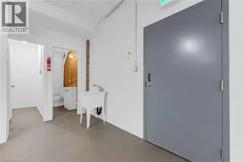 16 Myrtle Avenue Hamilton ON L8M 2E9