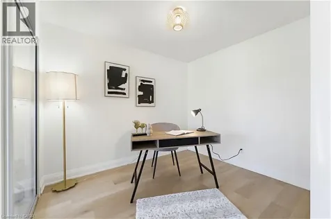 30 Hugo Crescent Kitchener ON N2M 3Z2