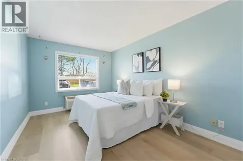 30 Hugo Crescent Kitchener ON N2M 3Z2