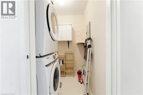 30 Hugo Crescent Kitchener ON N2M 3Z2