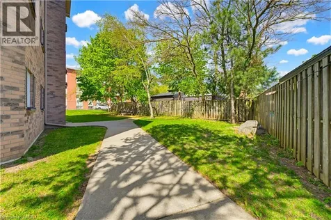 30 Hugo Crescent Kitchener ON N2M 3Z2