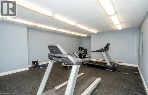 30 Hugo Crescent Kitchener ON N2M 3Z2