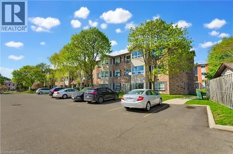30 Hugo Crescent Kitchener ON N2M 3Z2