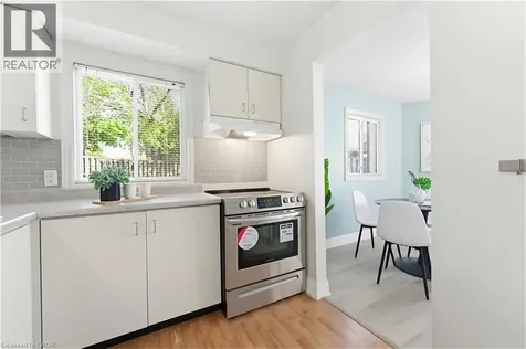 30 Hugo Crescent Kitchener ON N2M 3Z2
