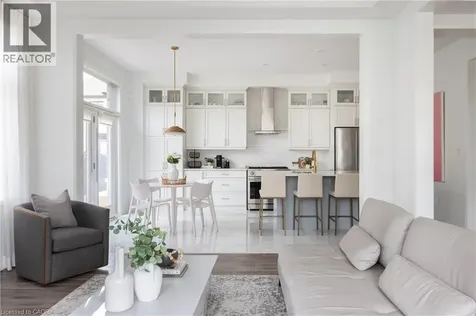 1388 Aymond Crescent Oakville ON L6H 7W9