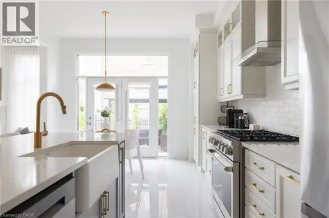 1388 Aymond Crescent Oakville ON L6H 7W9