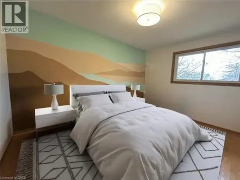 11 Lombardy Court Kitchener ON N2M 1W8
