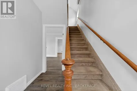 38 Bennett Street Brockville ON K6V 2V8