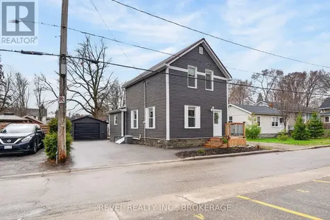 38 Bennett Street Brockville ON K6V 2V8