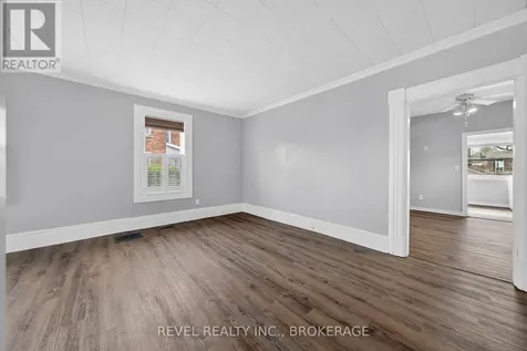38 Bennett Street Brockville ON K6V 2V8