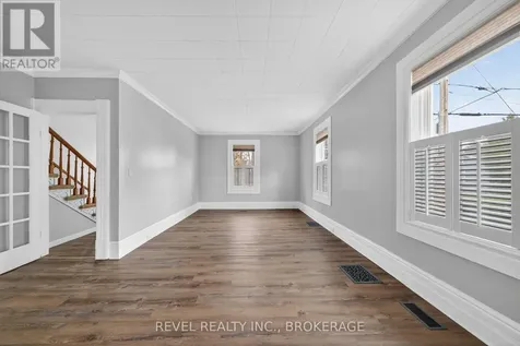 38 Bennett Street Brockville ON K6V 2V8