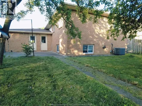 2847 Mangin Crescent Windsor ON N9E 4K7