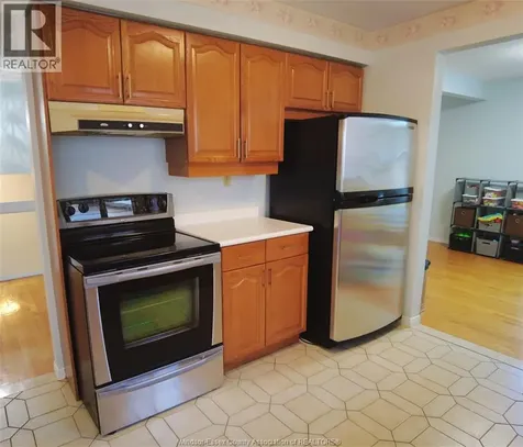 2847 Mangin Crescent Windsor ON N9E 4K7