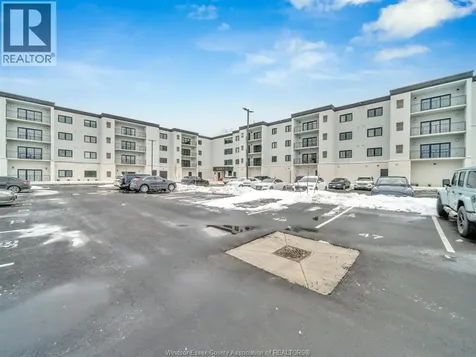 3817 Howard Avenue Windsor ON N9E 3N8