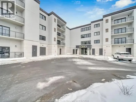 3817 Howard Avenue Windsor ON N9E 3N8