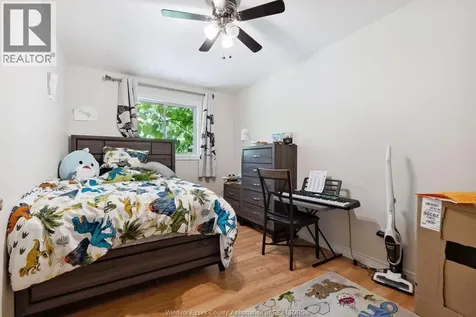 1544 Imperial Crescent Windsor ON N9G 2T8