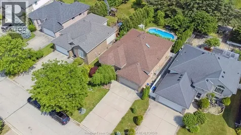 1544 Imperial Crescent Windsor ON N9G 2T8