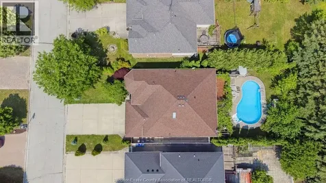 1544 Imperial Crescent Windsor ON N9G 2T8