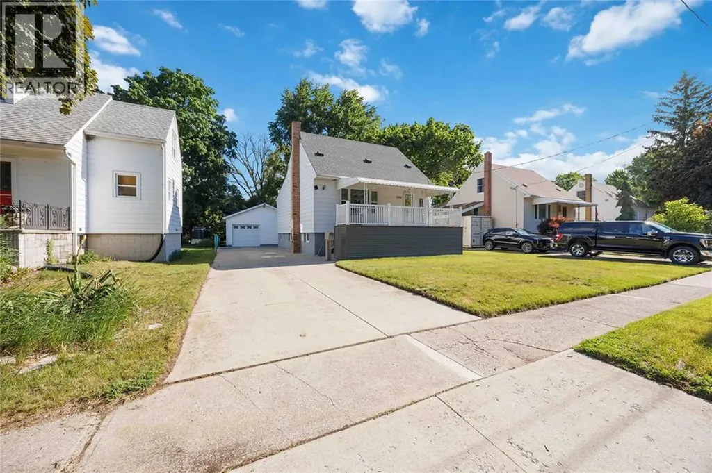 1094 Willa Drive Sarnia ON N7S 1T2