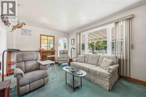1094 Willa Drive Sarnia ON N7S 1T2