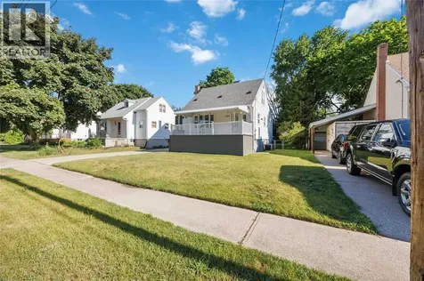 1094 Willa Drive Sarnia ON N7S 1T2