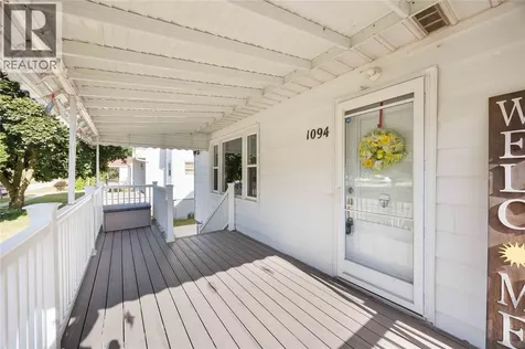 1094 Willa Drive Sarnia ON N7S 1T2