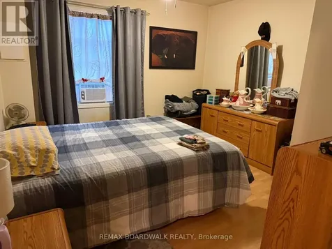 46 Jolliet Avenue Ottawa ON K1L 5H5