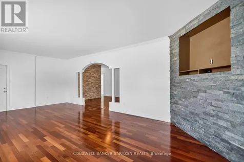 599 Ballycastle Crescent Ottawa ON K1X 0A2