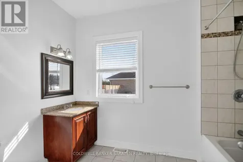 599 Ballycastle Crescent Ottawa ON K1X 0A2