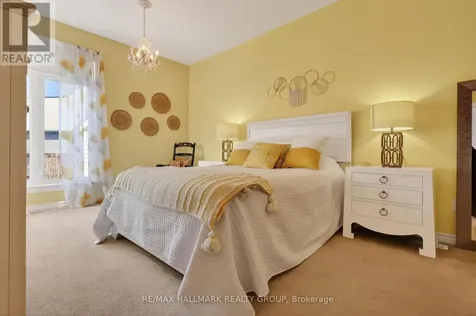 236 Bulrush Crescent Ottawa ON K1T 0E6