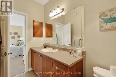 236 Bulrush Crescent Ottawa ON K1T 0E6