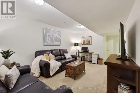 236 Bulrush Crescent Ottawa ON K1T 0E6