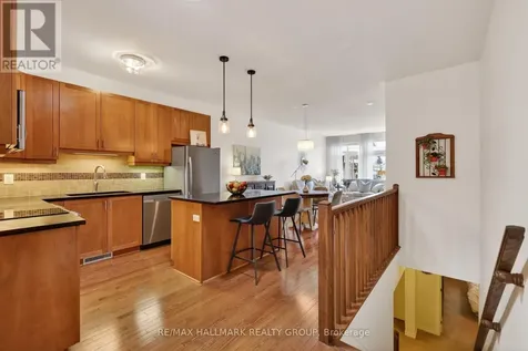 236 Bulrush Crescent Ottawa ON K1T 0E6