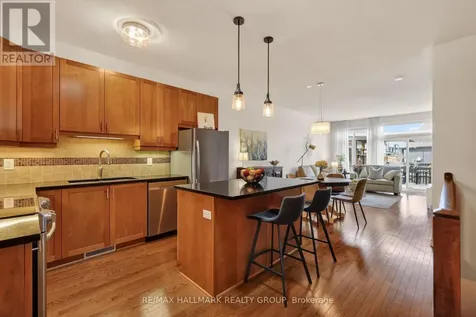 236 Bulrush Crescent Ottawa ON K1T 0E6