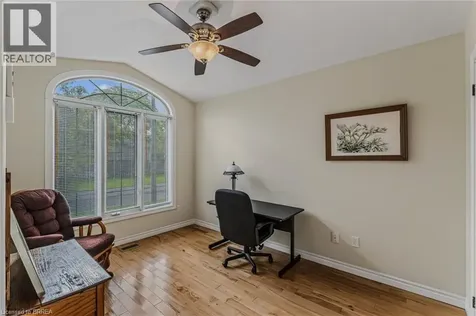 54 Glenwood Drive Brantford ON N3S 3G6