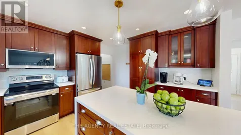 166 Fairview Avenue West St. Thomas ON N5R 4Y1