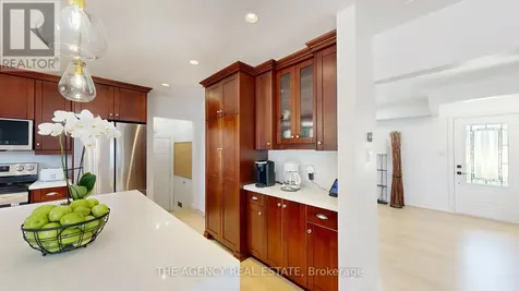 166 Fairview Avenue West St. Thomas ON N5R 4Y1