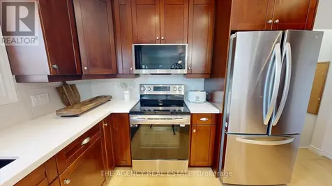 166 Fairview Avenue West St. Thomas ON N5R 4Y1